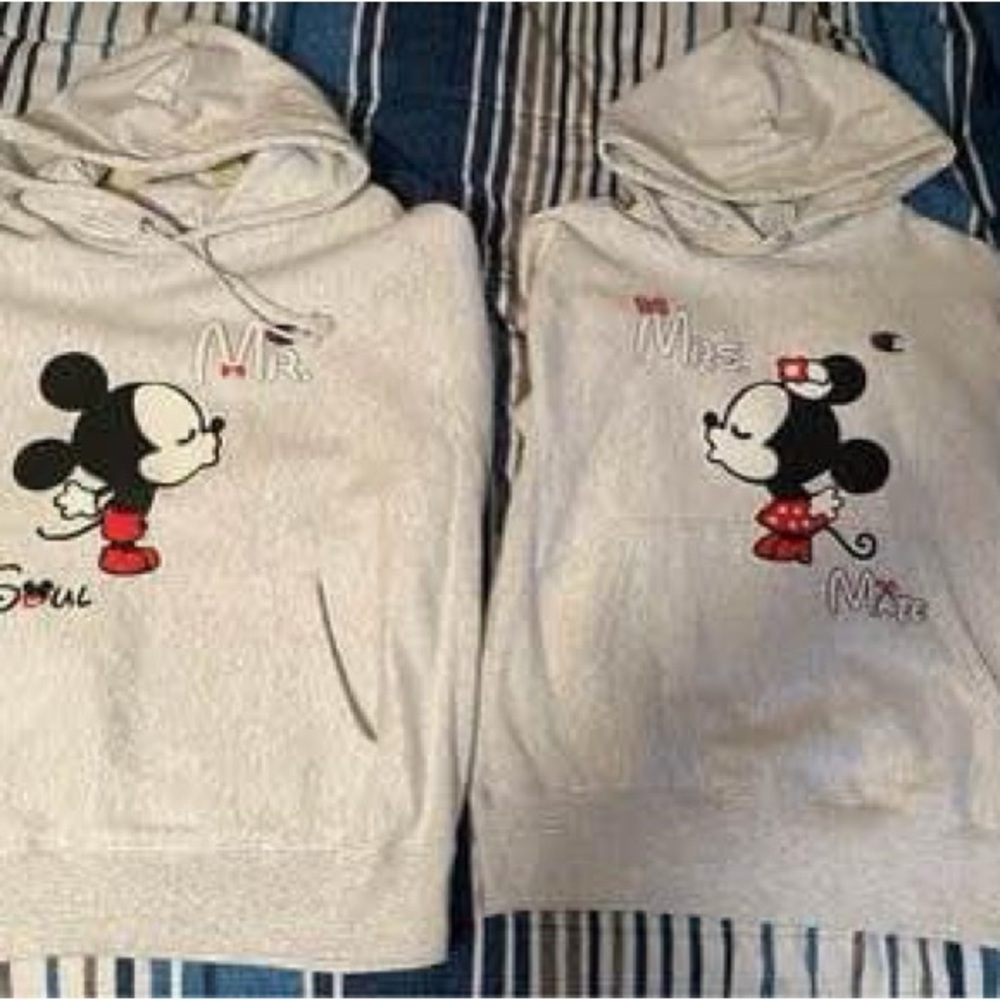 Gray Cartoon Character Couple Hoodies